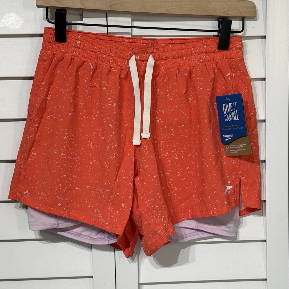 Brooks Momentum 5" 2-in-1 Shorts Womens Size XS Coral Speckled NEW‎ With Pocket